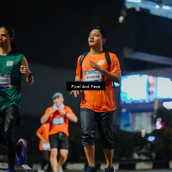 Runner Photo 7786274