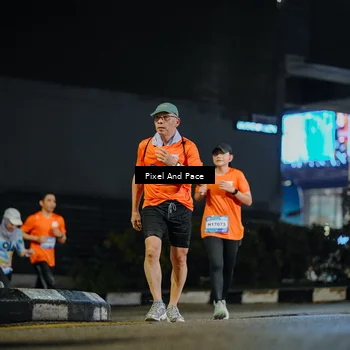 Runner Photo 7786280