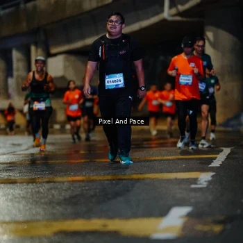 Runner Photo 7786284