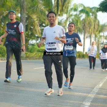 Runner Photo 7786307