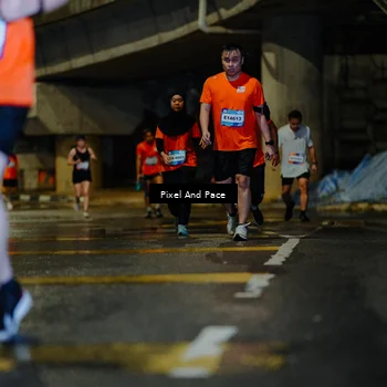 Runner Photo 7786334