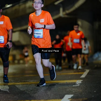 Runner Photo 7786337