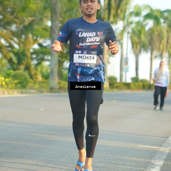 Runner Photo 7786339