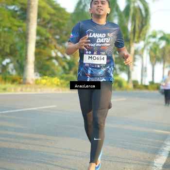 Runner Photo 7786344