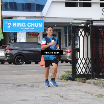Runner Photo 7786376