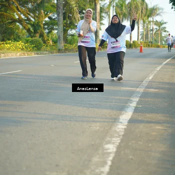 Runner Photo 7786393