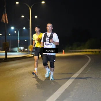 Runner Photo 7786415