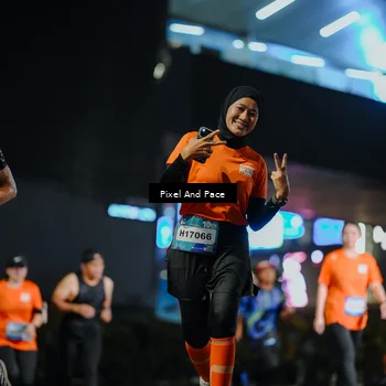 Runner Photo 7786416