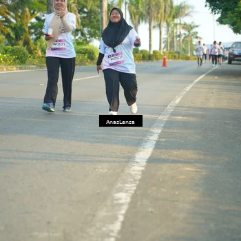 Runner Photo 7786419