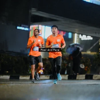 Runner Photo 7786422