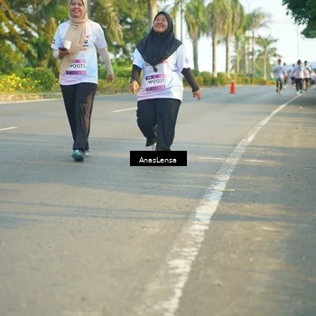 Runner Photo 7786430