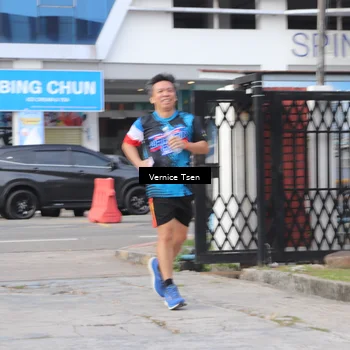 Runner Photo 7786438