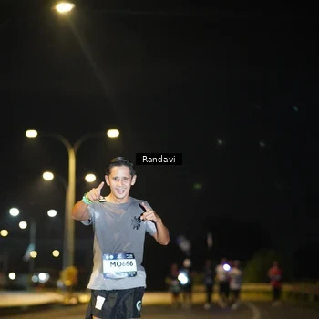 Runner Photo 7786450