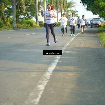Runner Photo 7786467