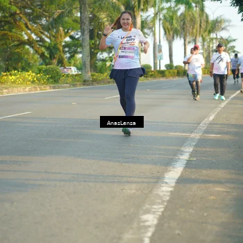 Runner Photo 7786475