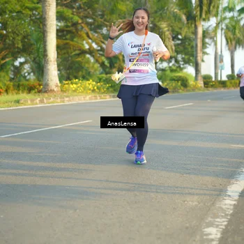 Runner Photo 7786478