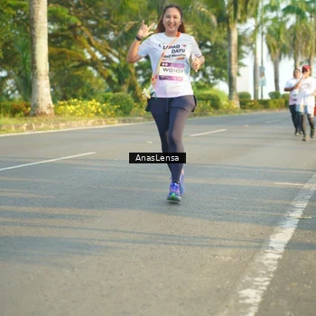 Runner Photo 7786480