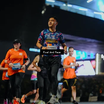 Runner Photo 7786481
