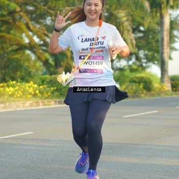 Runner Photo 7786490