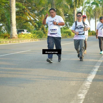 Runner Photo 7786502