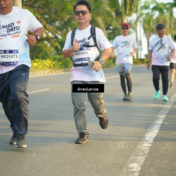 Runner Photo 7786561