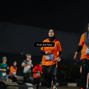 Runner Photo 7786596