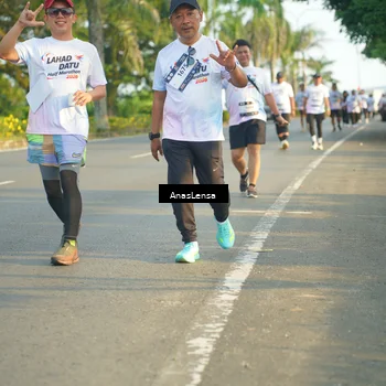 Runner Photo 7786613