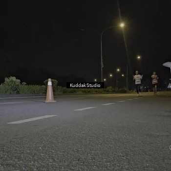 Runner Photo 7786627