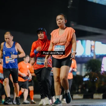 Runner Photo 7786636