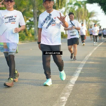 Runner Photo 7786638