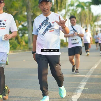 Runner Photo 7786650