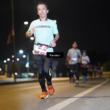 Runner Photo 7786652