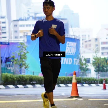 Runner Photo 7786653