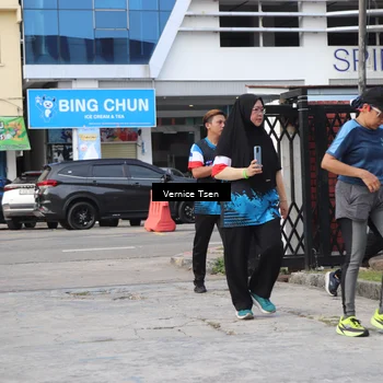 Runner Photo 7786658