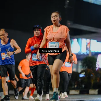 Runner Photo 7786660