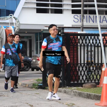 Runner Photo 7786663