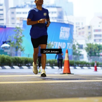 Runner Photo 7786664