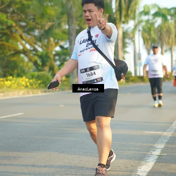 Runner Photo 7786679