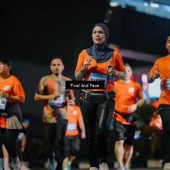 Runner Photo 7786686