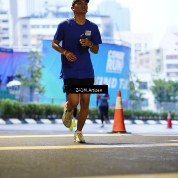 Runner Photo 7786689