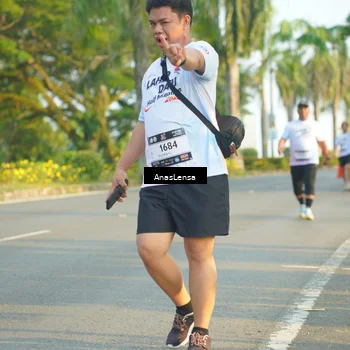 Runner Photo 7786690