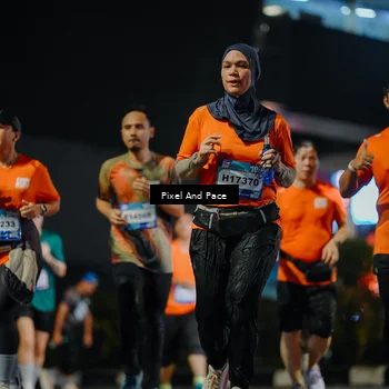 Runner Photo 7786691