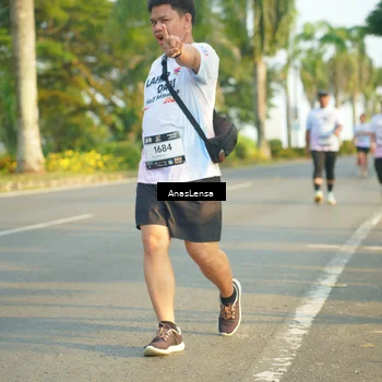 Runner Photo 7786692