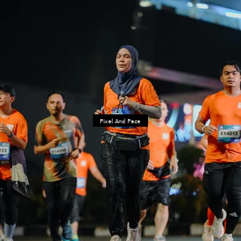 Runner Photo 7786698