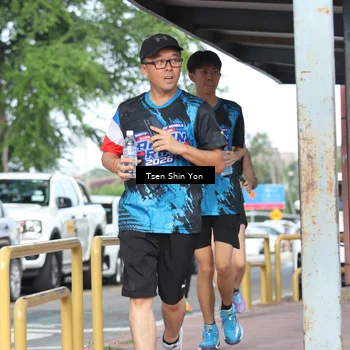Runner Photo 7786700