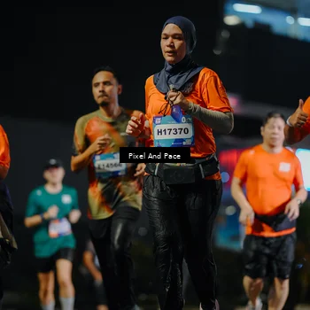 Runner Photo 7786703