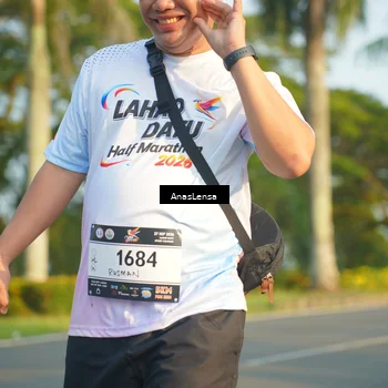 Runner Photo 7786704