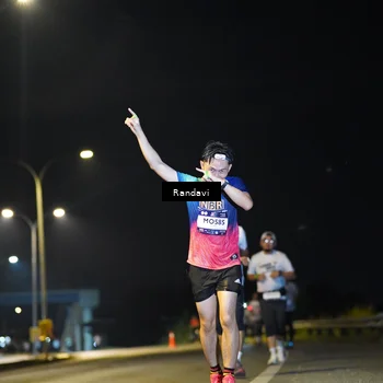 Runner Photo 7786711