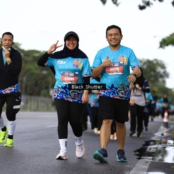 Runner Photo 7786722