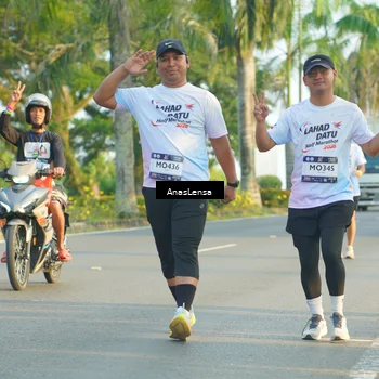 Runner Photo 7786731